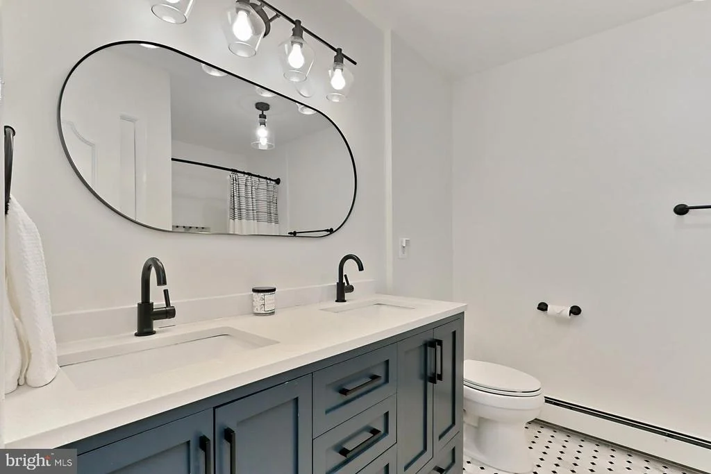 Photo of 4221 SAINT JEROME DRIVE