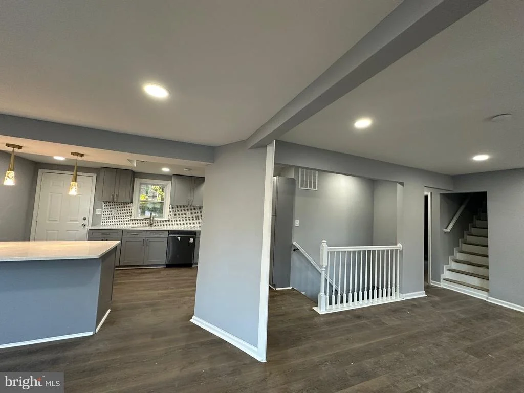 Photo of 4103 MAPLE