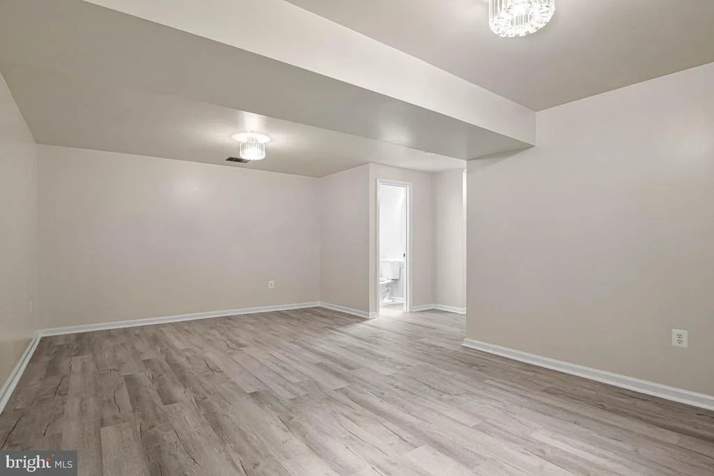Photo of 1229 DELAFIELD PLACE NE
