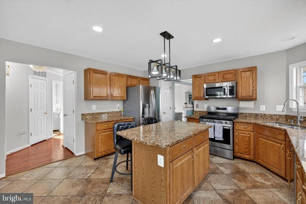 Photo of 611 HUNTING RIDGE DRIVE