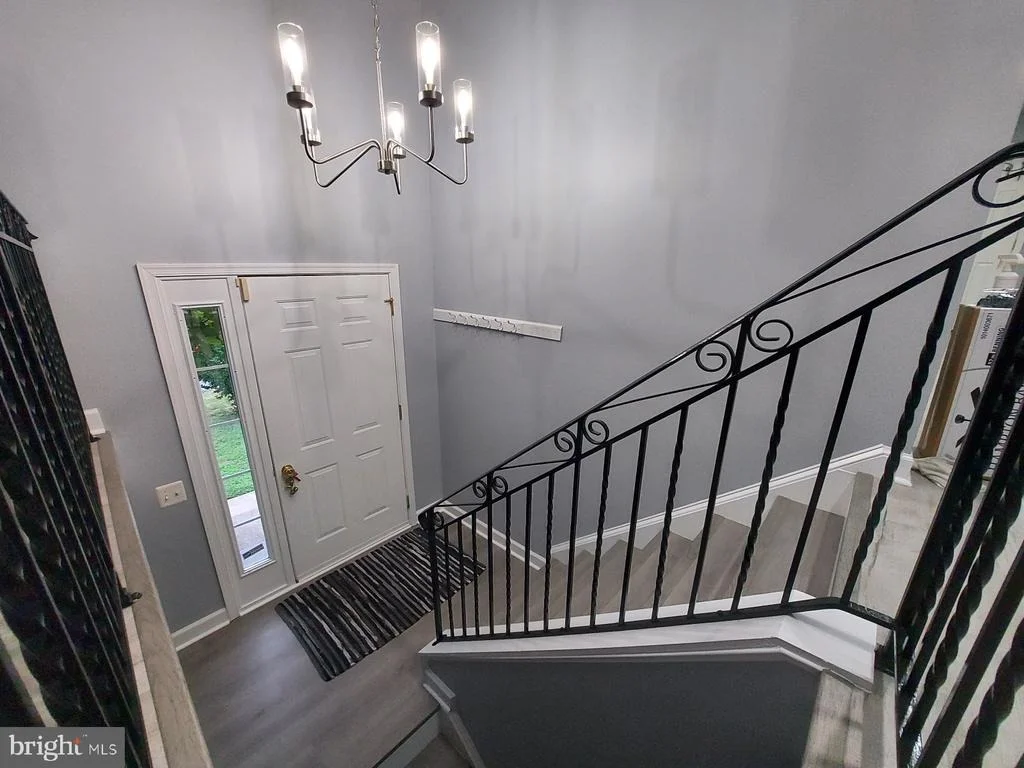 Photo of 8904 BALLARD LANE
