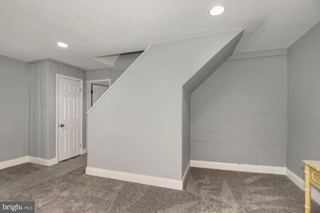 Photo of 4309 FAIRFAX ROAD