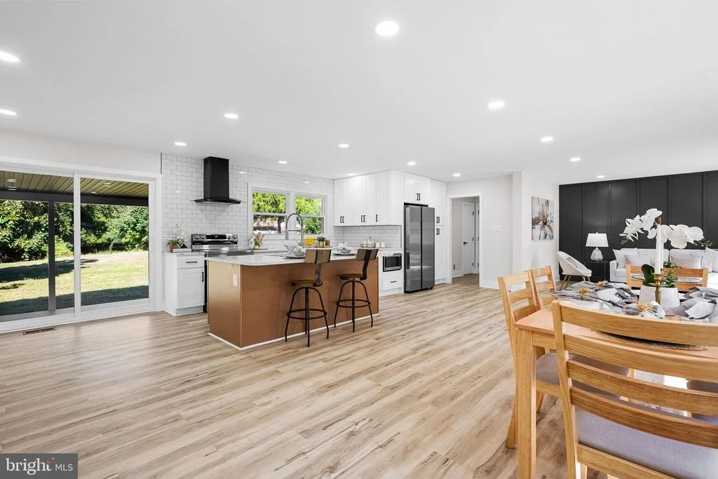 Photo of 305 RIVER BEND ROAD