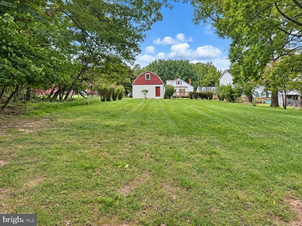 Photo of 8921 YELLOW SPRINGS ROAD