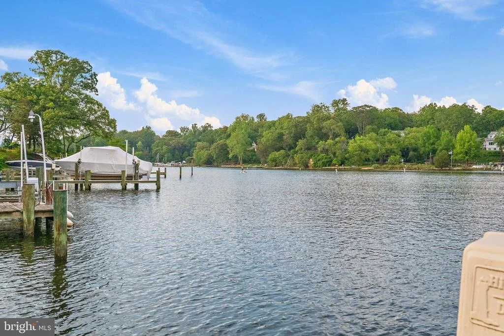 Photo of 1210 SEVERNVIEW DRIVE