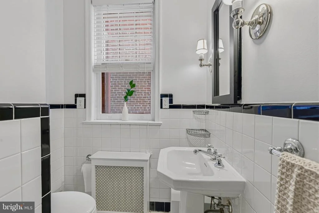 Photo of Unit 21 at 1789 LANIER PLACE NW