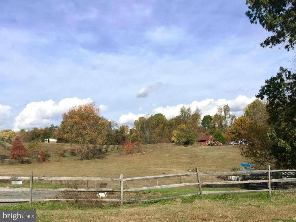 Photo of 328 BAY FRONT ROAD