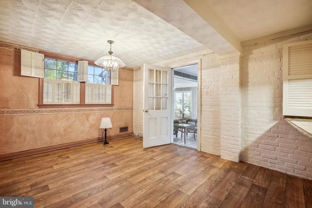 Photo of 1114 CROTON DRIVE
