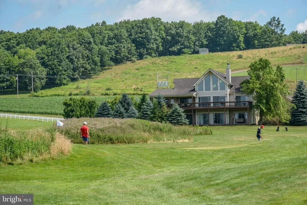 Photo of 2828 GLENDALE ROAD
