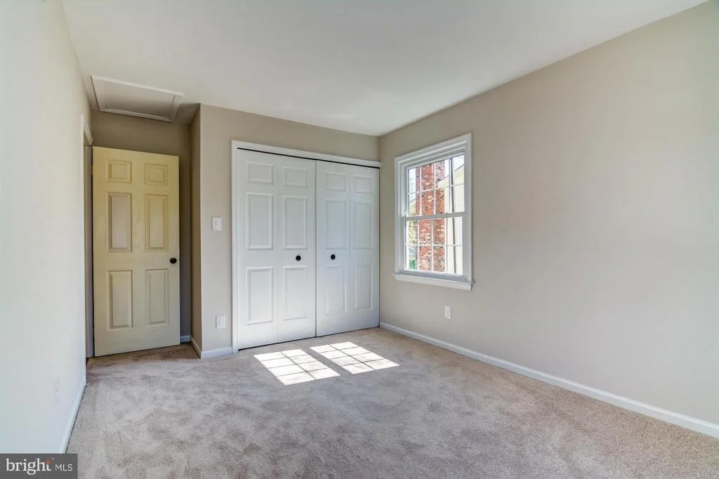 Photo of 9612 SHIPWRIGHT DRIVE