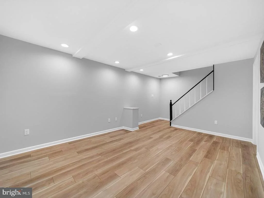 Photo of 18011 SILVER LEAF DRIVE