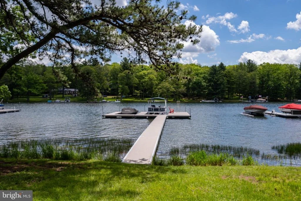 Photo of 507 SHORELINE DRIVE