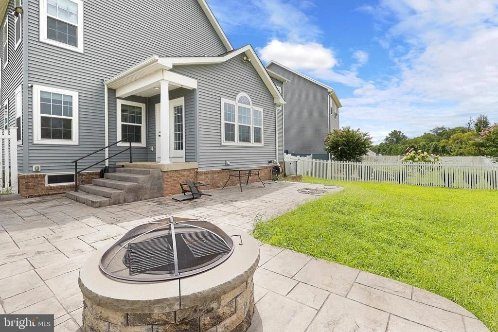 Photo of 9059 RANDOLPH CIRCLE