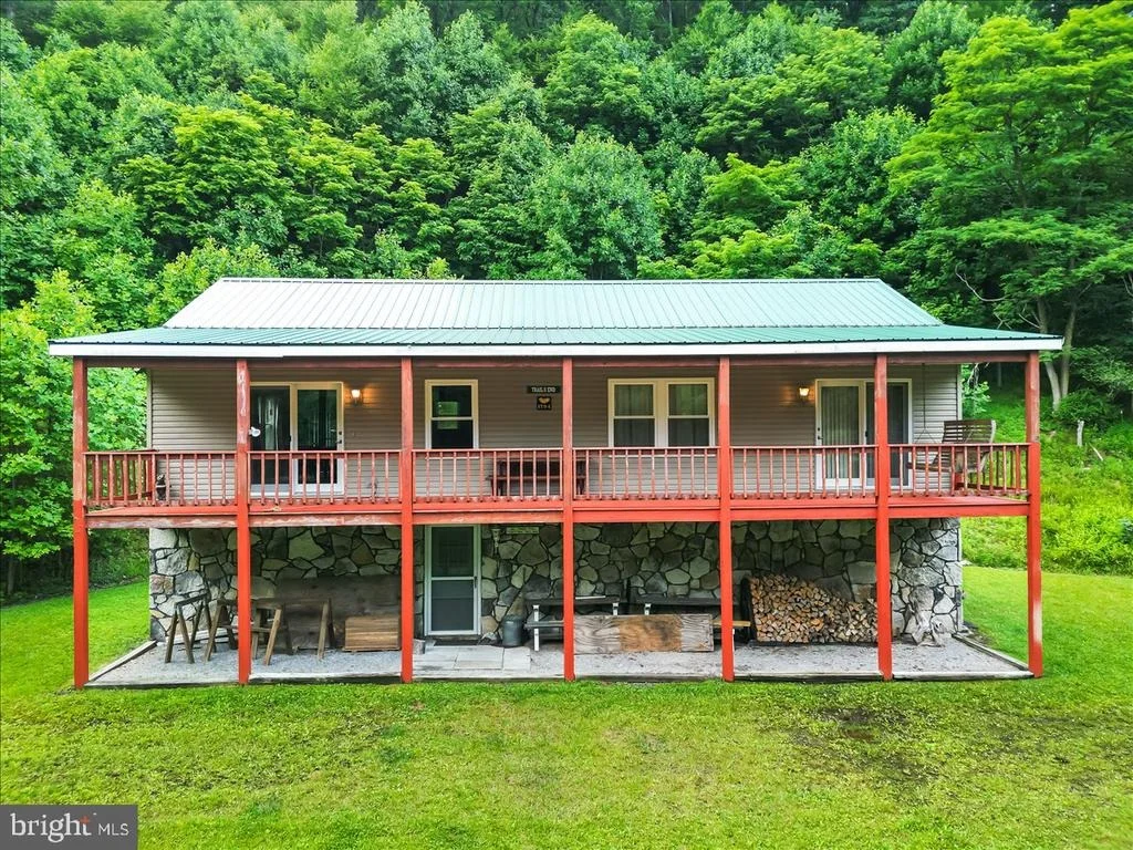 Photo of 611 TIMBER TRAIL
