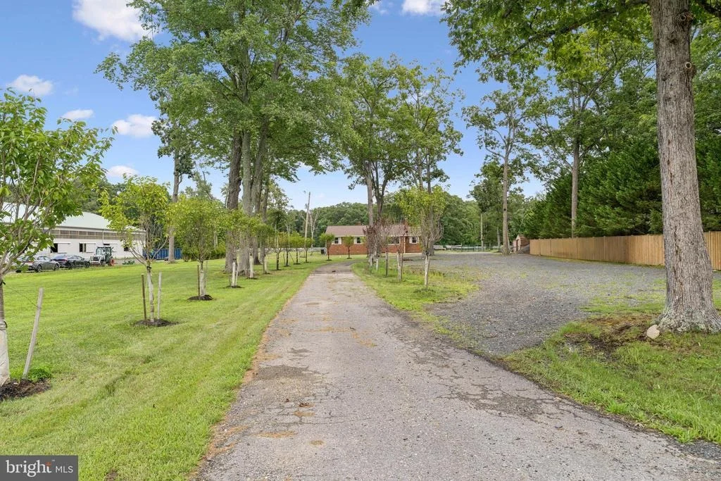 Photo of 15104 GARDNER ROAD