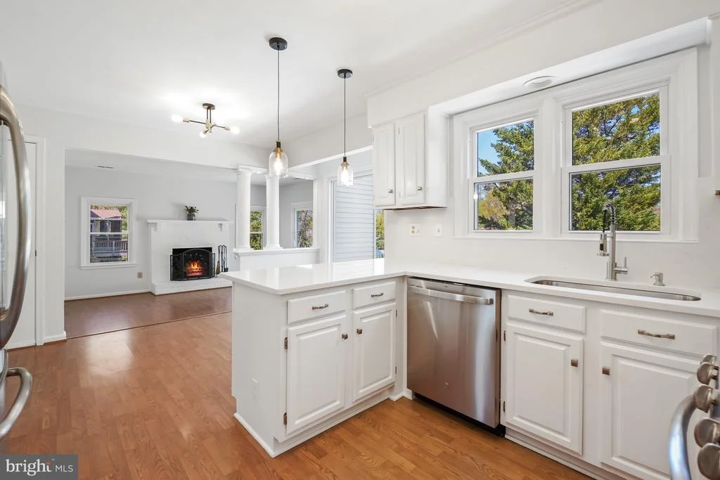 Photo of 17413 CHEROKEE LANE