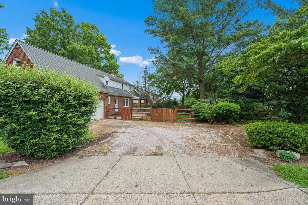 Photo of 118 W 14TH STREET