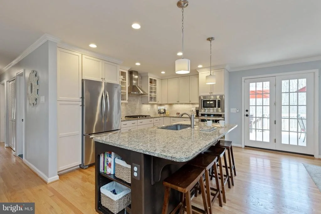 Photo of 3917 KING ARTHUR ROAD