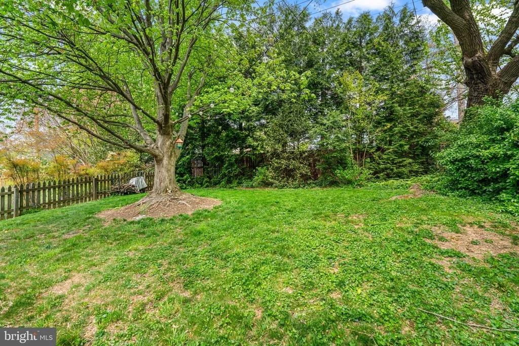 Photo of 636 OVERBROOK ROAD