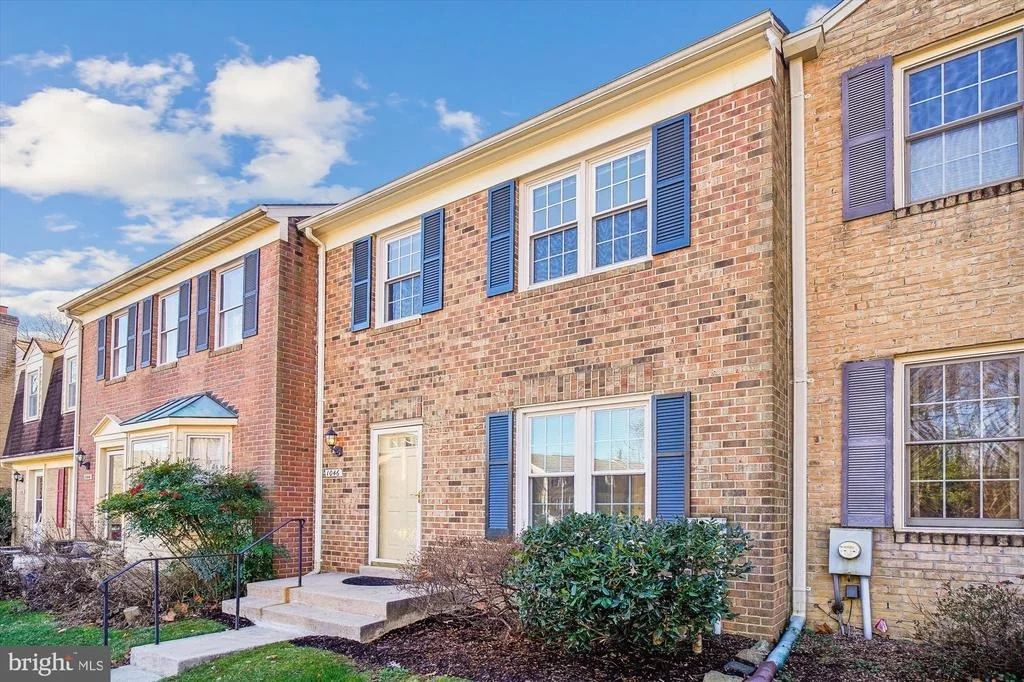 Photo of Unit 38 at 1046 WINDRUSH LANE