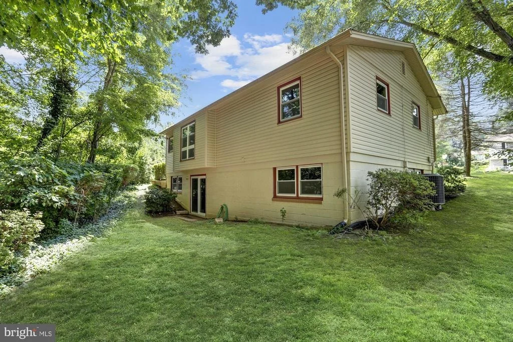 Photo of 8110 BLAIRTON ROAD