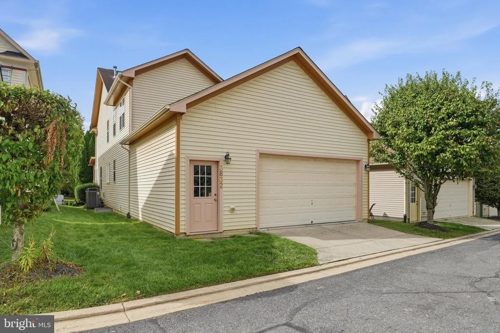 Photo of 3832 BRAVEHEART DRIVE