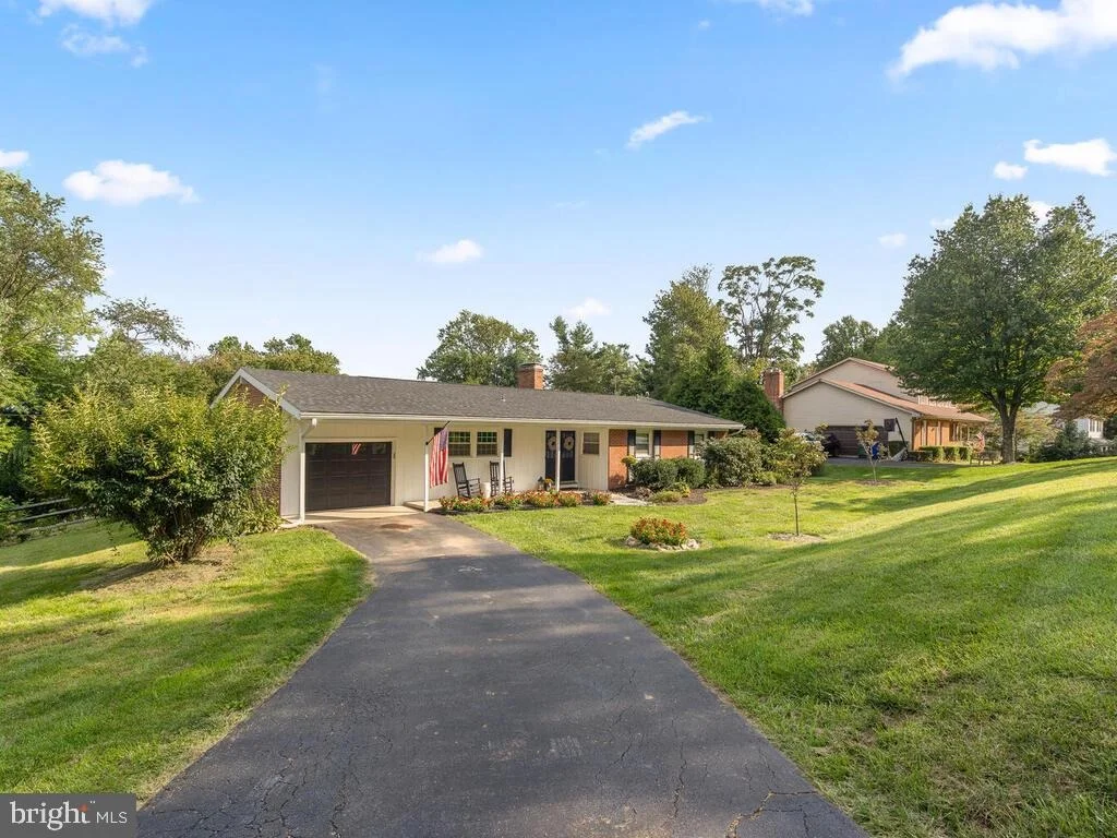 Photo of 7405 HILLTOP DRIVE