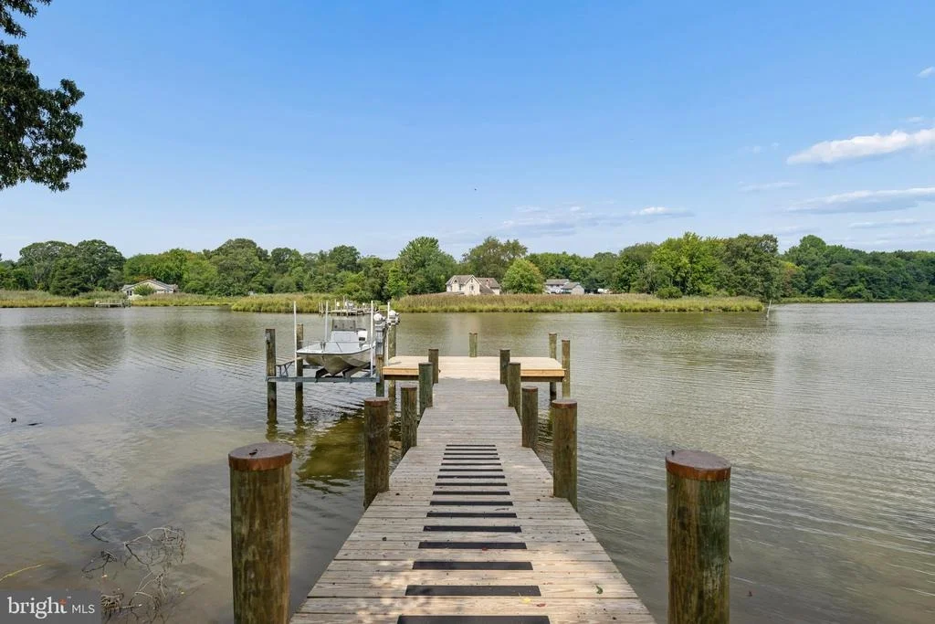 Photo of 456 DEALE ROAD