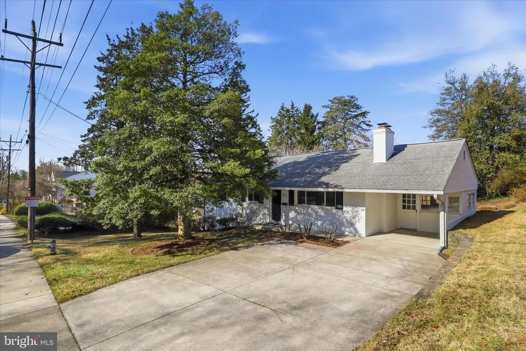 Photo of 10014 CEDAR LANE