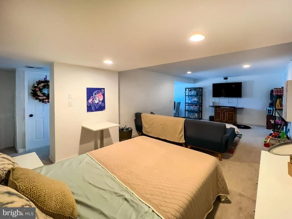Photo of 9601 ROOSTER LANE