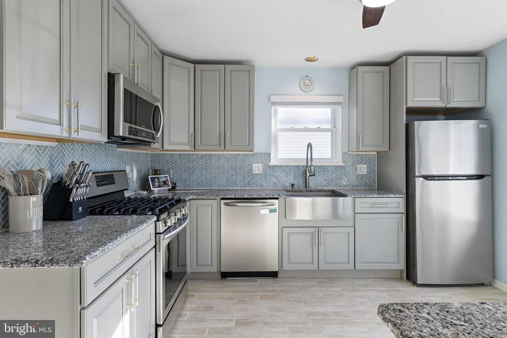 Photo of 256 VALLEY FORGE DRIVE