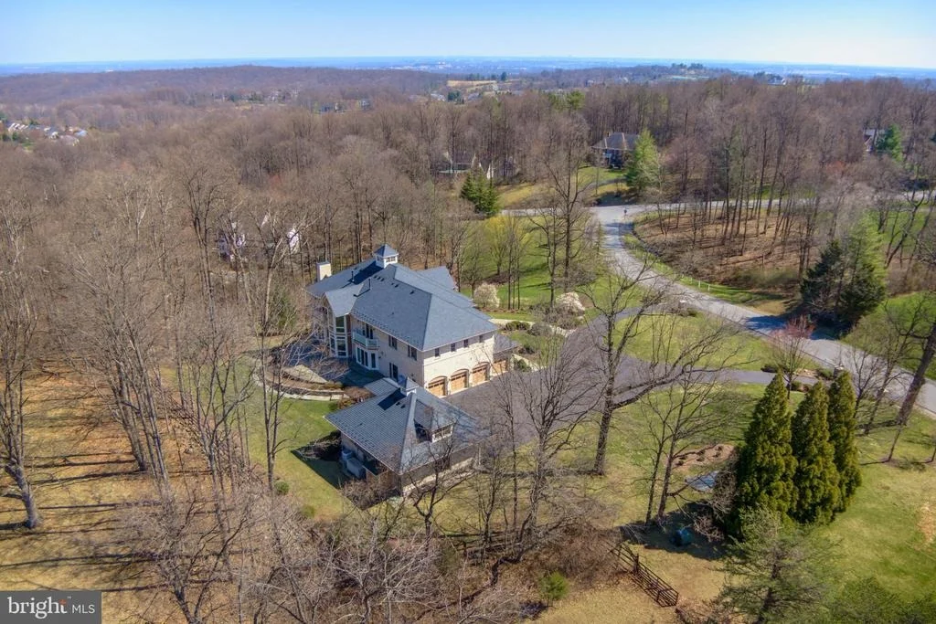 Photo of 40436 BEACON HILL DRIVE