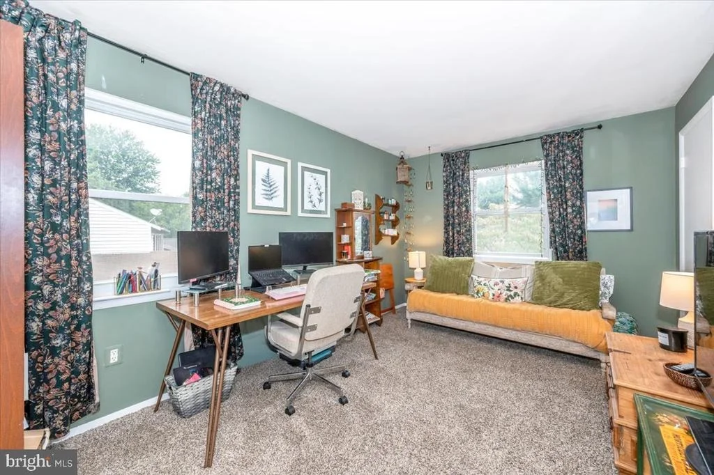 Photo of 8413 MOUNTAIN LAUREL LANE