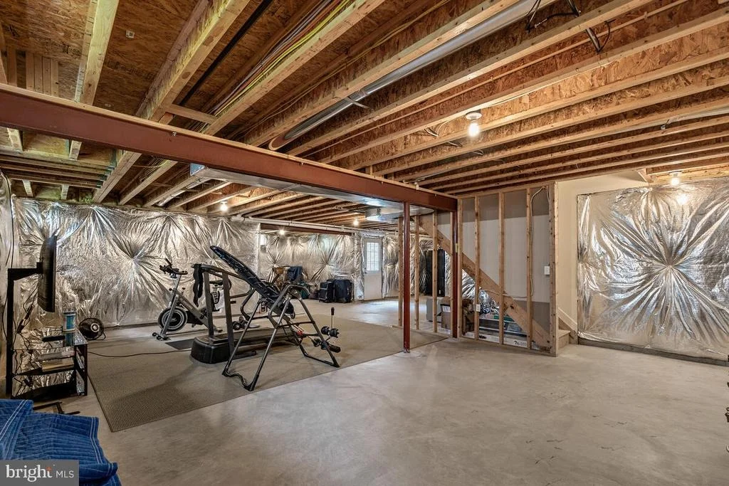 Photo of 305 GENESIS WAY
