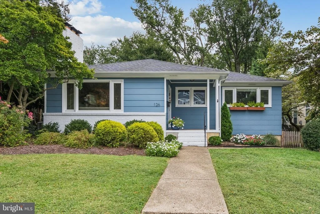 Photo of 126 SUMNER ROAD