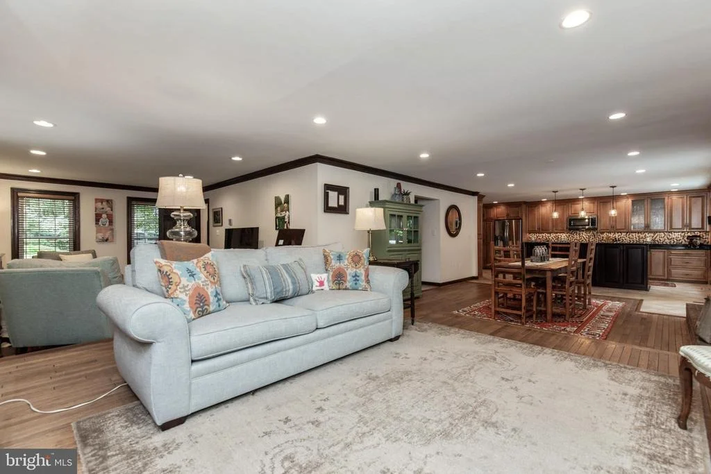 Photo of 11204 CRANBROOK LANE