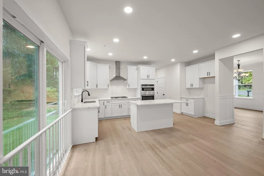 Photo of 2175 GLENCREST CIRCLE