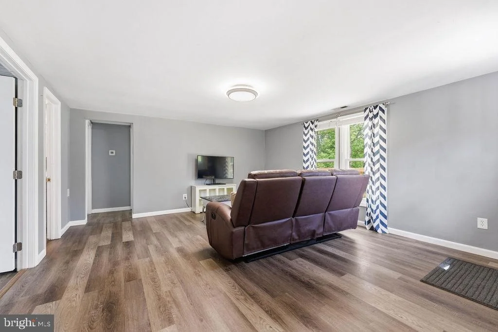 Photo of 107 BOUNDARY DRIVE