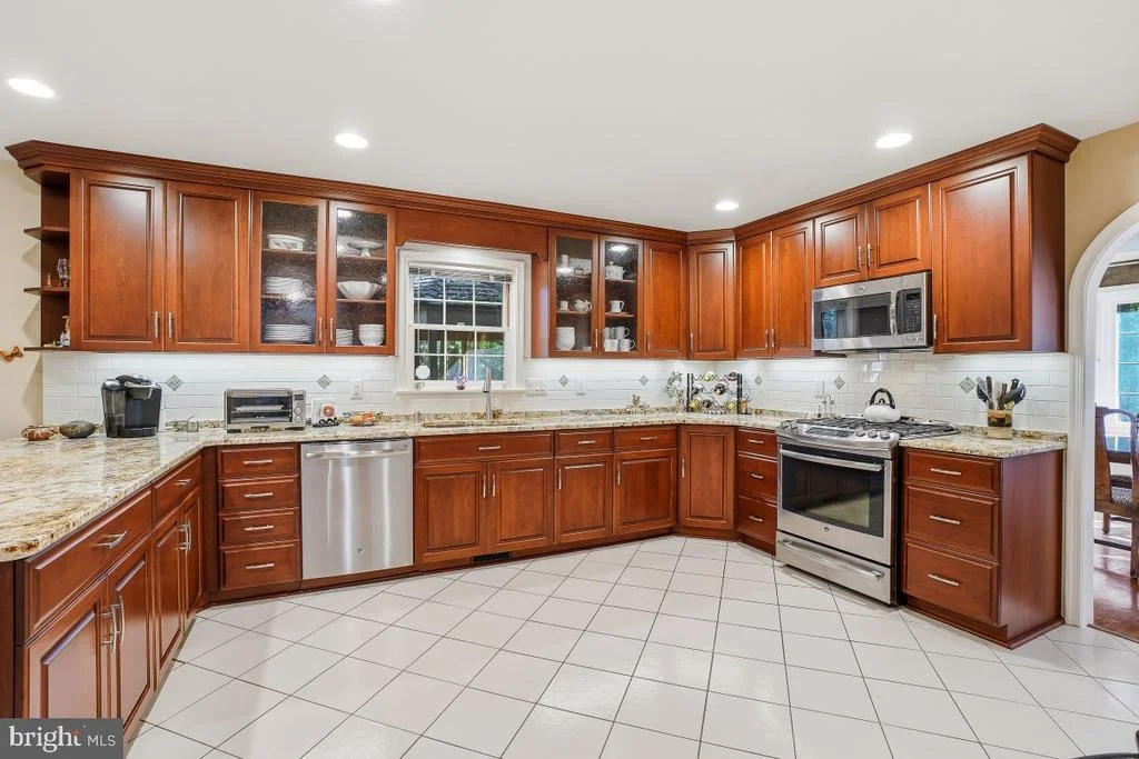 Photo of 2101 DRURY ROAD