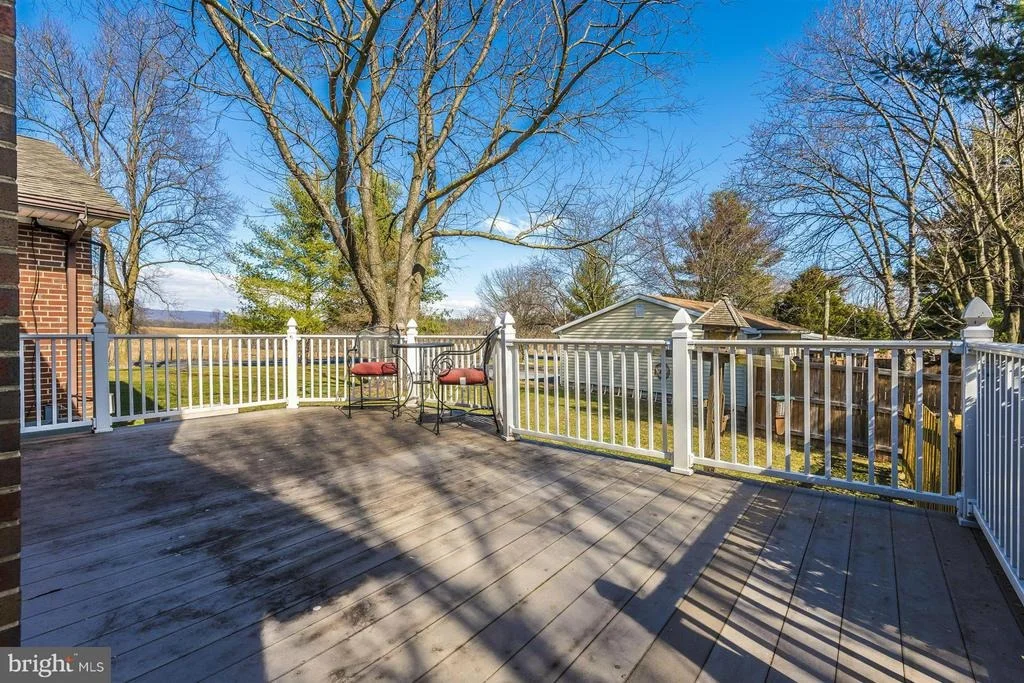 Photo of 7123 SUNDAYS LANE