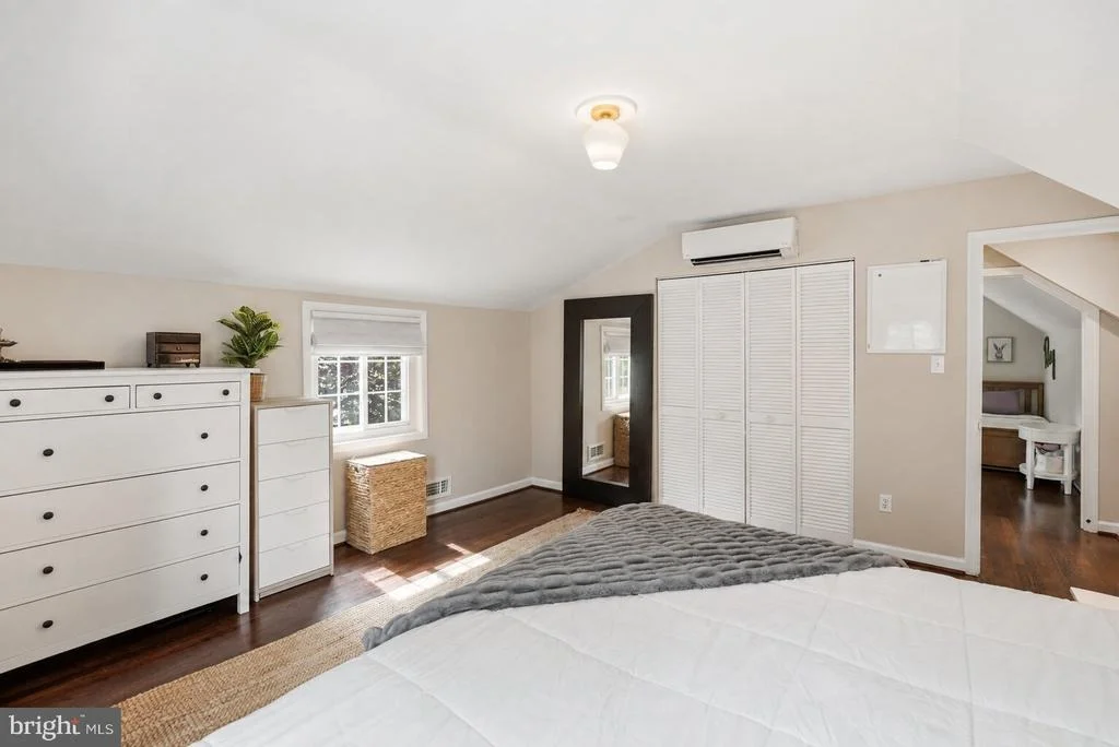 Photo of 6207 ADELAIDE DRIVE