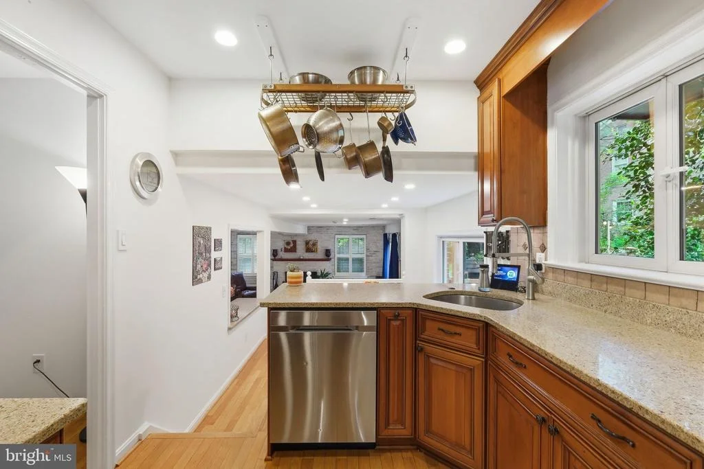 Photo of 2295 DUNSTER LANE