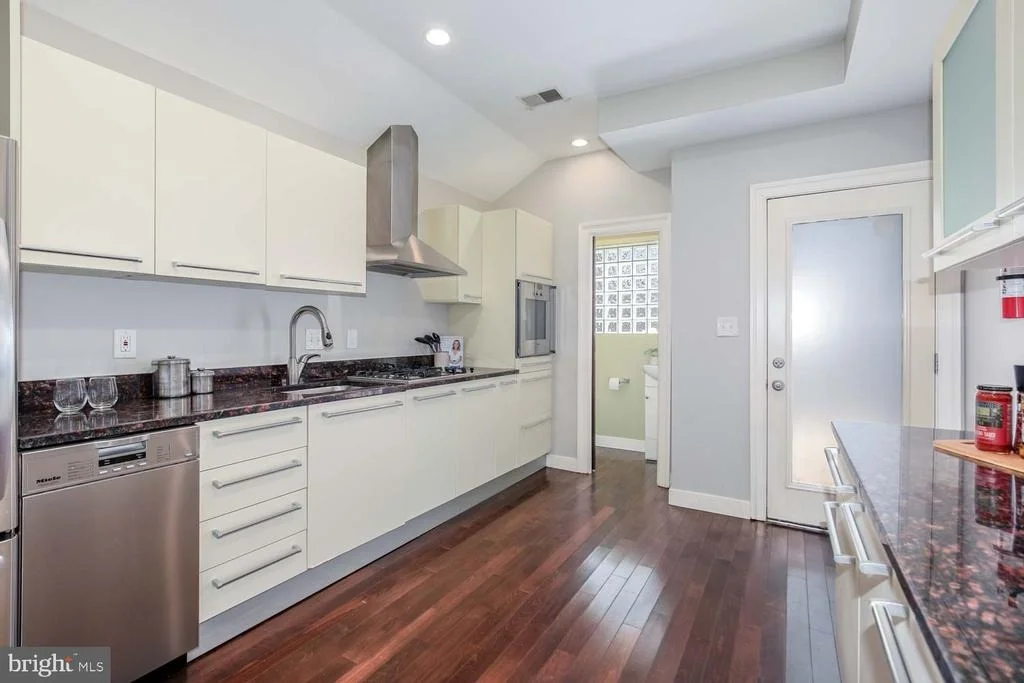 Photo of 1515 INDEPENDENCE AVENUE SE