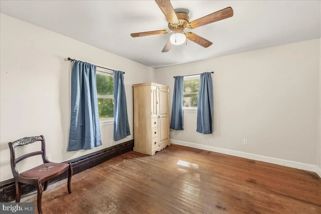 Photo of 15400 RIDING STABLE ROAD