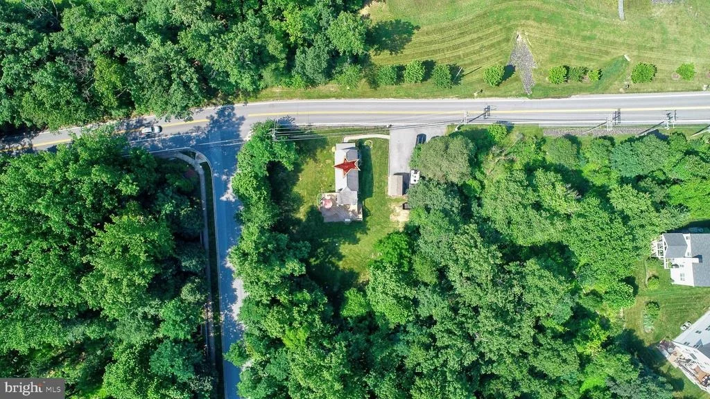 Photo of 4933 LANDING ROAD