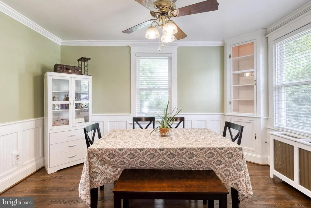 Photo of 1704 LINCOLN DRIVE