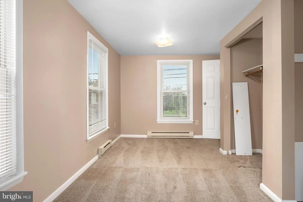 Photo of 6047 MIDDLEBURG ROAD