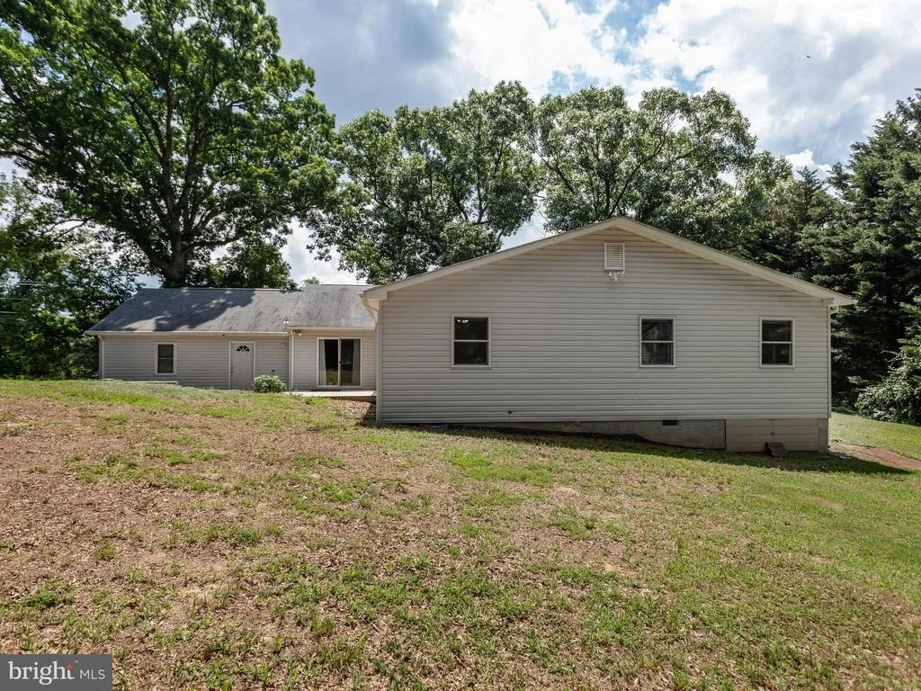 Photo of 1605 PARRAN ROAD