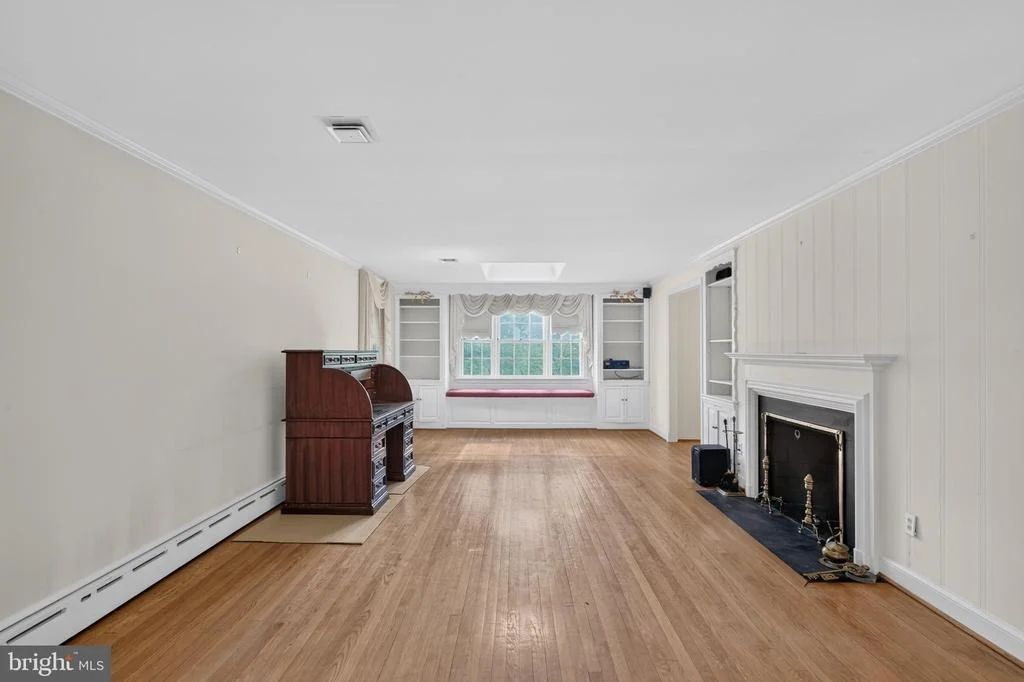 Photo of 10600 GREENACRES DRIVE