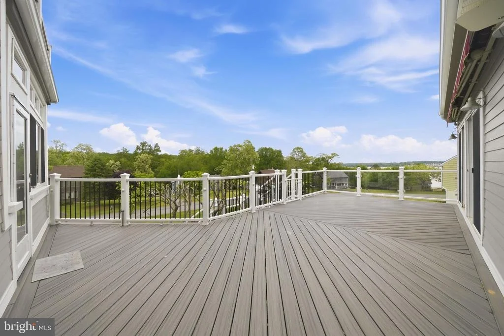 Photo of 160 CLIFFVIEW DRIVE